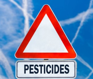 Warning sign chemicals and pestisides